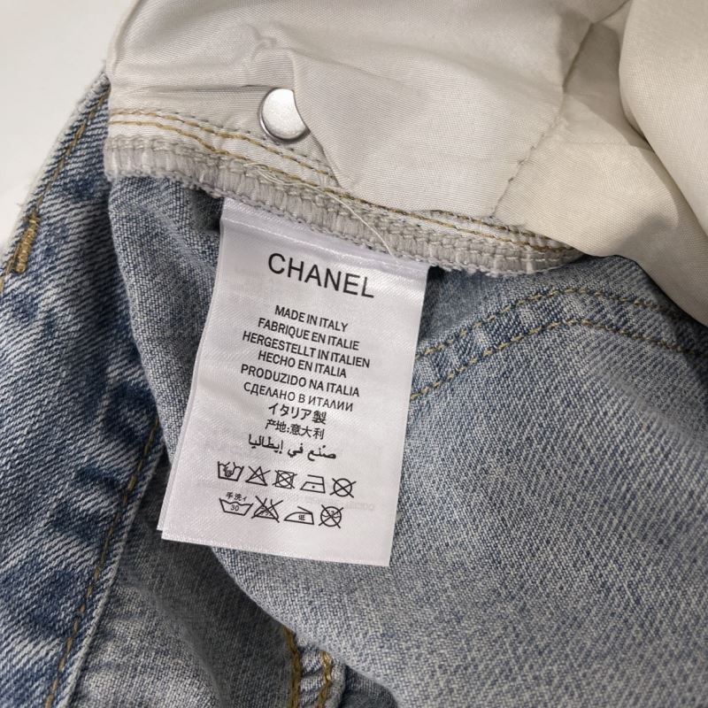 Chanel Jeans